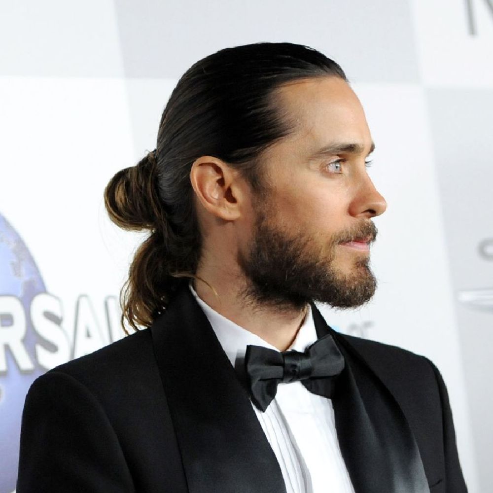 resized_resized_Jared-Leto-Style-Grammys-2014-Video