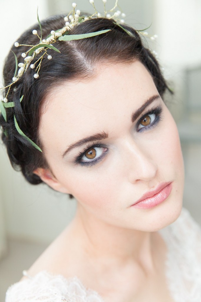 العروس الكلاسيكيه مكياج كلاسيكي رائع