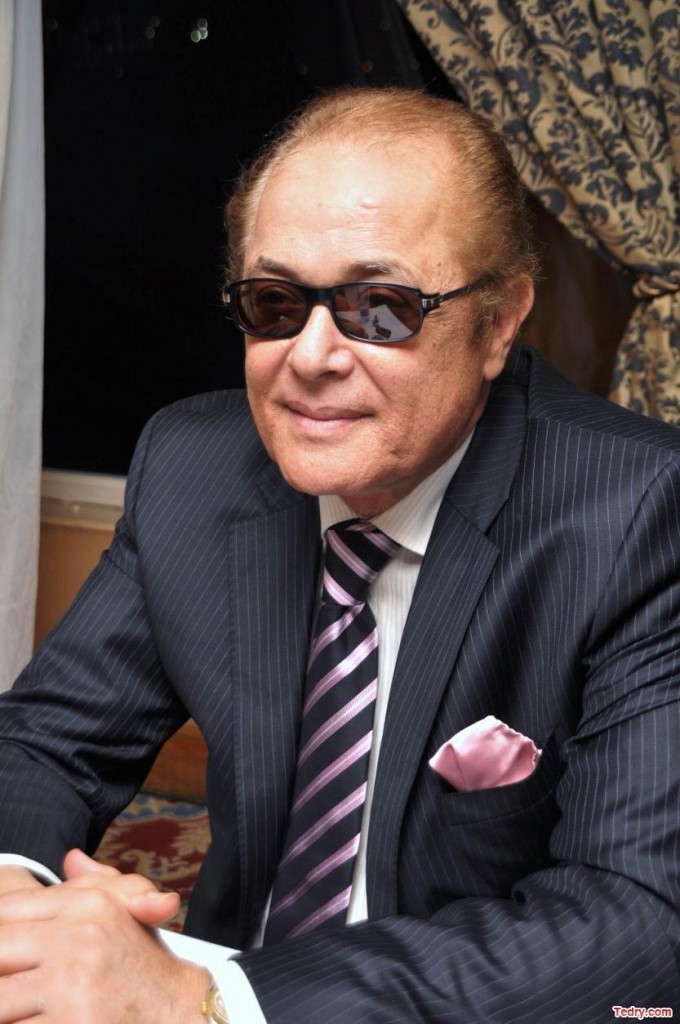 محمود-عبد-العزيز-680x1024