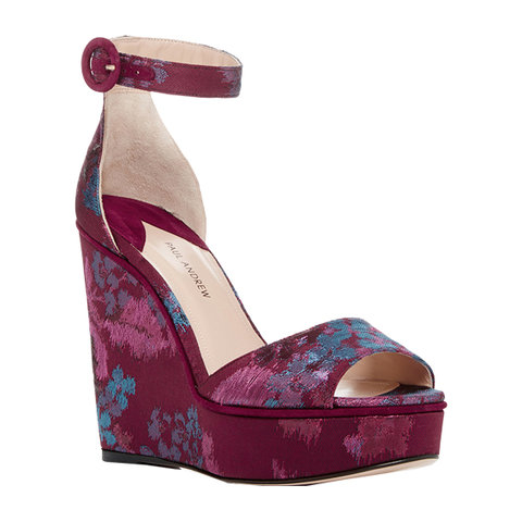 062016-kiernan-shipka-2