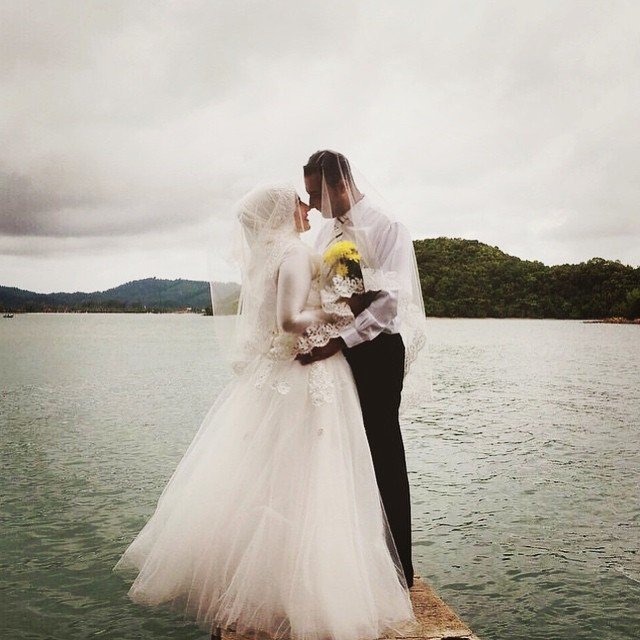 Get-photo-water-your-long-gown