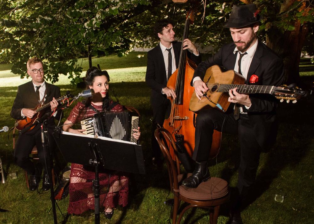 Goop وموقع  NET-A-PORTER (5)