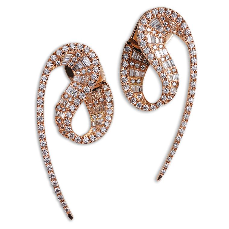 Kavant and Sharart wave Earrings