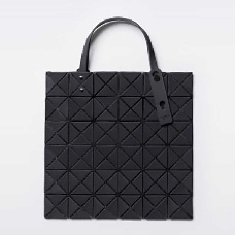 resized_Issey Miyake BaoBao BD 175 @ Saks Fifth Avenue (3)