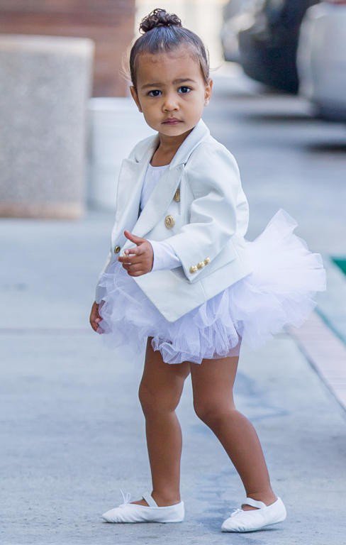 كيم كارداشيان Kim  (2)