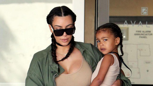 كيم كارداشيان Kim  (4)