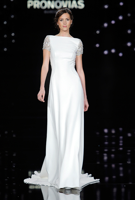 pronovias-spring-2017-wedding-dresses-02