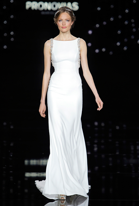 pronovias-spring-2017-wedding-dresses-18