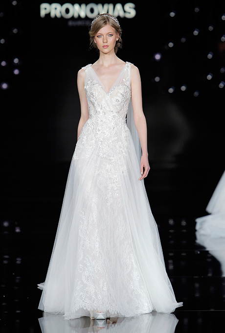 pronovias-spring-2017-wedding-dresses-21