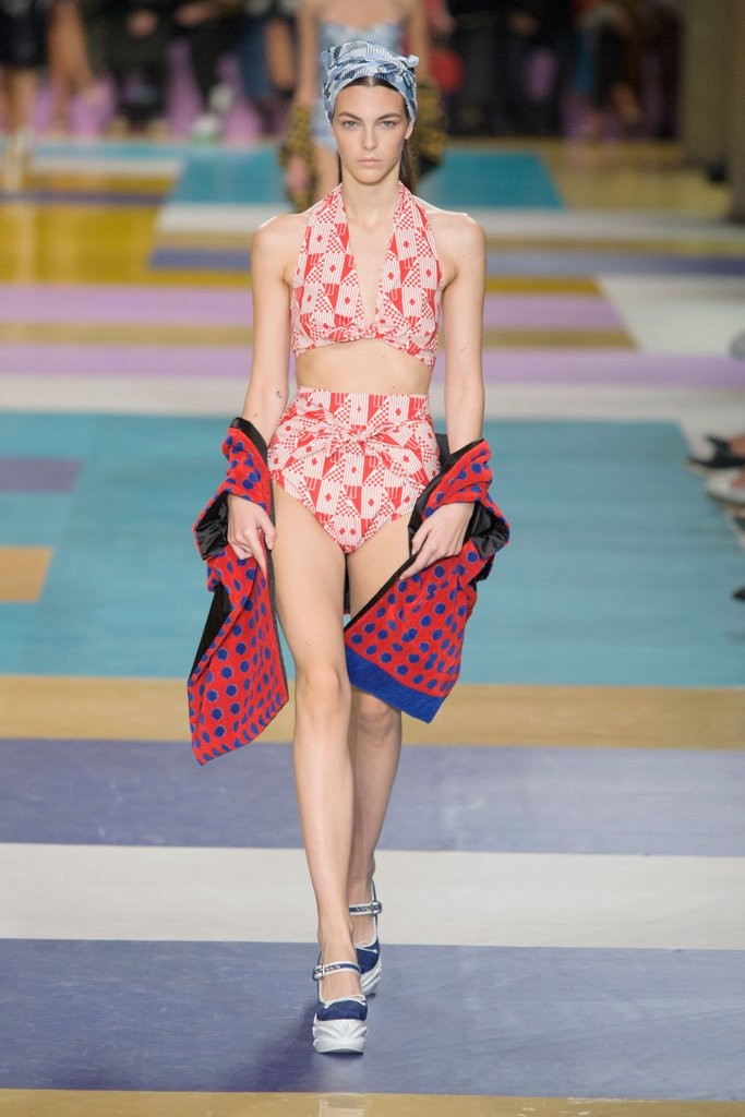 miu-miu-spring-2017-collection-29