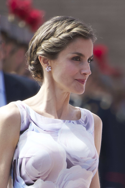pearl-studs-queen-letizia