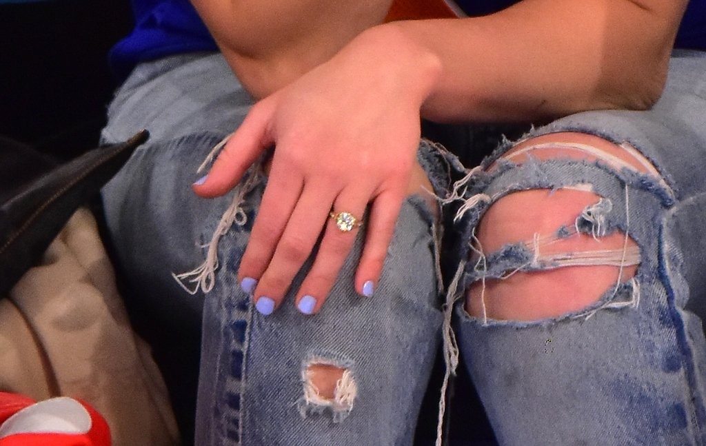 up-close-diamond-sparkled-against-her-casual-outfit