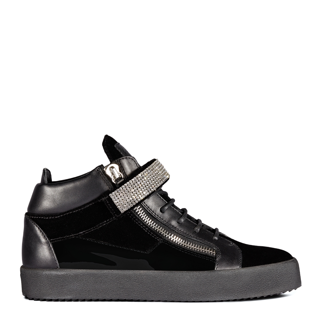 resized_darryl-rm7115-001