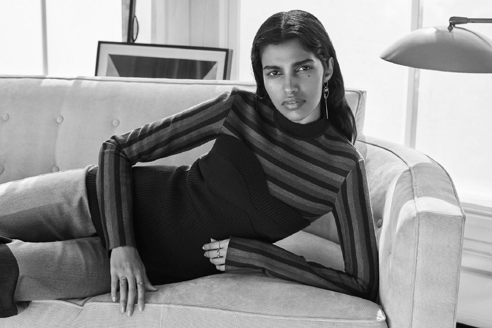 resized_netaporter_pooja_05_3235bw_alique