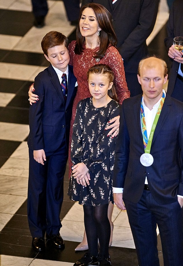 %d8%a7%d9%84%d8%a3%d9%85%d9%8a%d8%b1%d8%a9-%d9%85%d8%a7%d8%b1%d9%8a-7