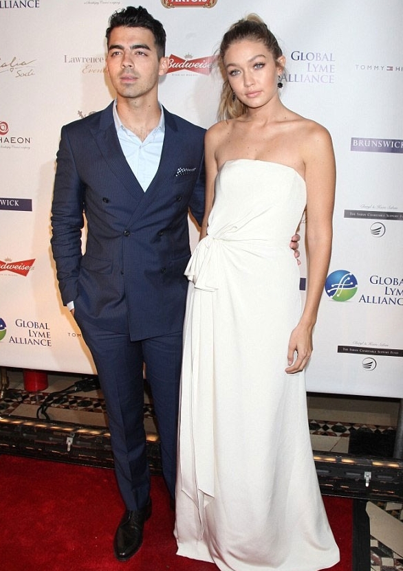 %d8%ac%d9%8a%d8%ac%d9%8a-%d8%ad%d8%af%d9%8a%d8%af-%d9%88%d8%b2%d9%8a%d9%86-%d9%85%d8%a7%d9%84%d9%83