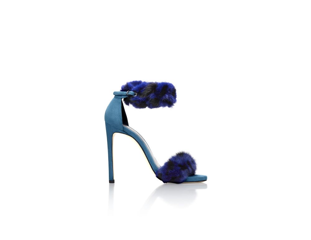 resized_stuart-weitzman_bunnylove_high-resolution_fw16