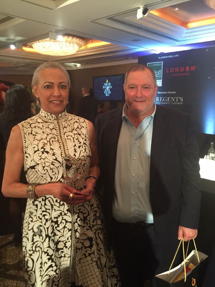 عدنان الكاتب  والشيخة حصة الصباح