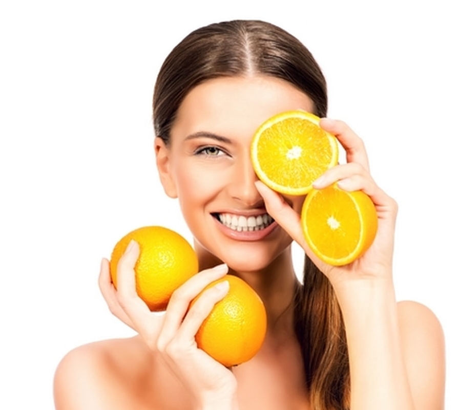 البرتقال وعصيره يحتويان على كميات متطابقة من فيتامين سي