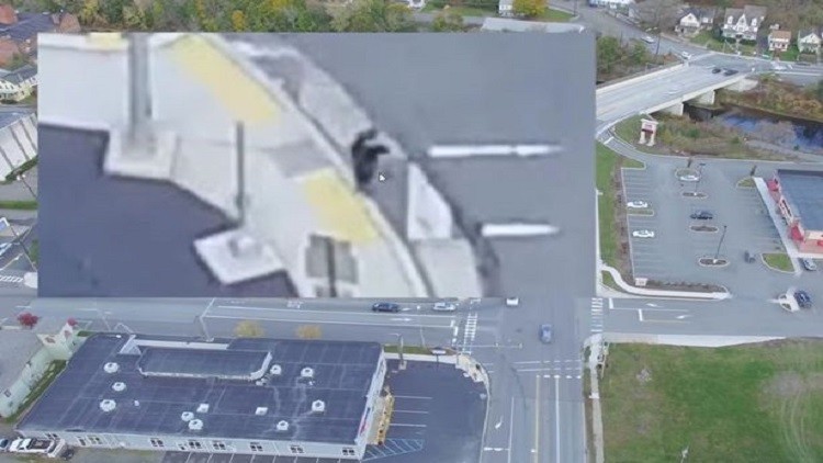 %d8%a7%d9%84%d8%b2%d9%88%d8%ac%d8%a9-%d8%aa%d8%ad%d8%ac%d8%ac%d8%aa-%d8%a8%d8%a7%d9%84%d8%b9%d9%85%d9%84-%d9%84%d8%aa%d8%ae%d8%b1%d8%ac-%d9%85%d8%a8%d9%83