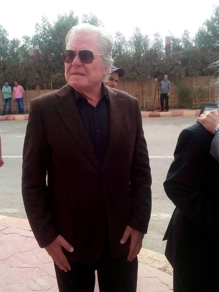 %d8%ac%d9%86%d8%a7%d8%b2%d8%a9-%d8%a7%d9%84%d9%81%d9%86%d8%a7%d9%86-%d8%a7%d9%84%d8%b1%d8%a7%d8%ad%d9%84-%d9%85%d8%ad%d9%85%d9%88%d8%af-%d8%b9%d8%a8%d8%af%d8%a7%d9%84%d8%b9%d8%b2%d9%8a%d8%b2-3