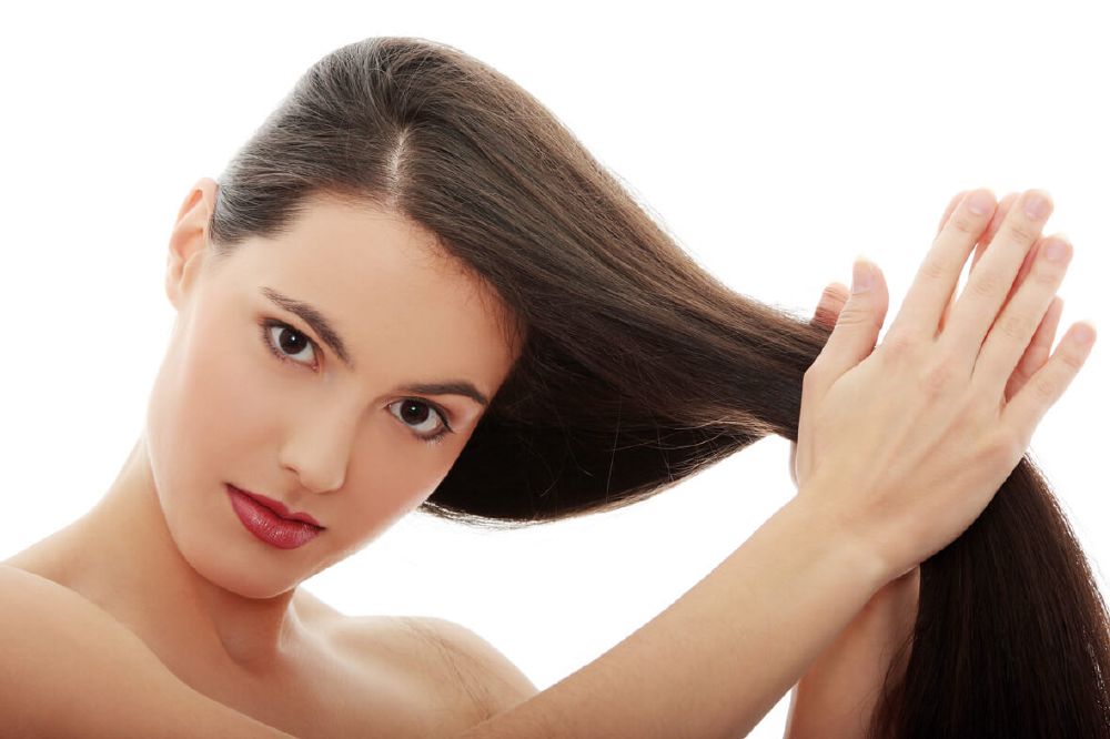 زيت الأفوكادو يعمل على زيادة معدل نمو الشعر وزيادة كثافة الشعر