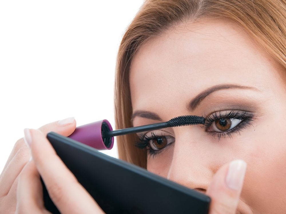 كيف تكتشفين انتهاء صلاحية منتجات التجميل الخاصة بكِ