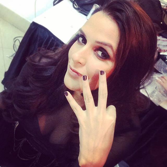 %d9%86%d9%8a%d9%87%d8%a7-%d8%af%d9%88%d8%a8%d9%8a%d8%a7