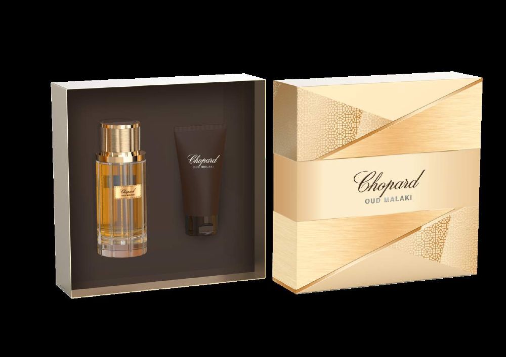 عطر شوبارد يتميز بمزيج دافئ من التبغ والتوابل مع نغمات الجلد الخفيفة