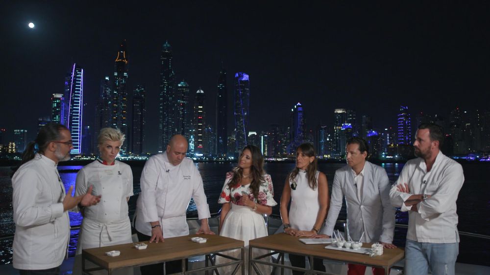 عملية الحكم على الأطباق