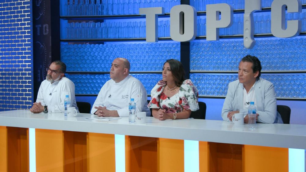 لجنة تحكيم البرنامج العالمي بصيغته العربية 