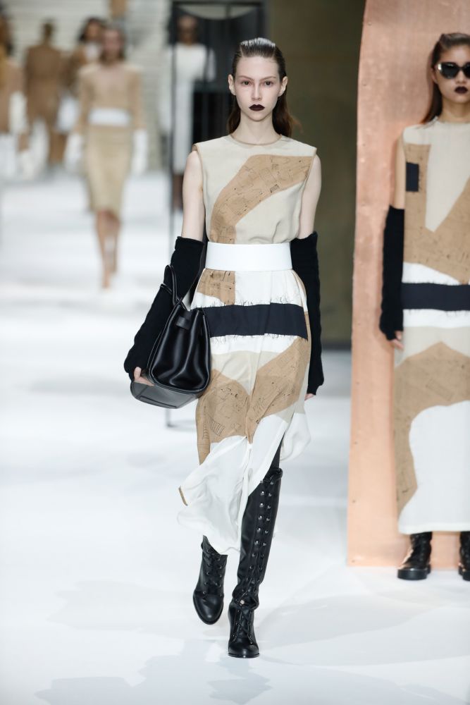 أناقة واضحة بالعرض