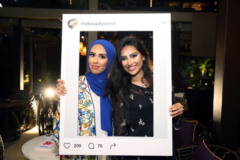 resized_resized_asma-lootah-and-the-model
