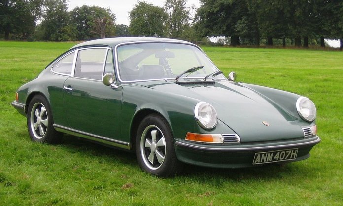 بورش 911 كاريرا