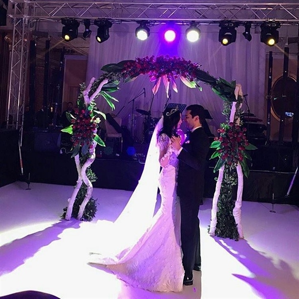 رقصة الفرح للعروسين