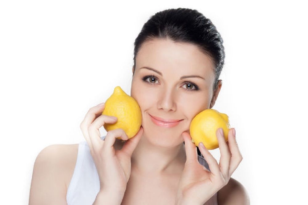 وصفة عصير الليمون تعمل على تأخر ظهور الشعر