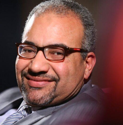 بيومي فؤاد يضع حسن الرداد في موقف محرج