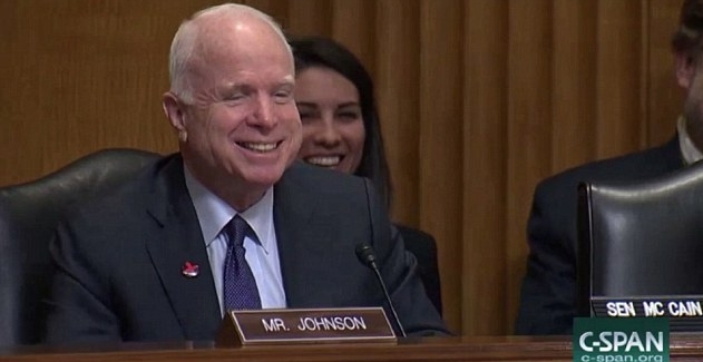 السيناتور جون ماكين