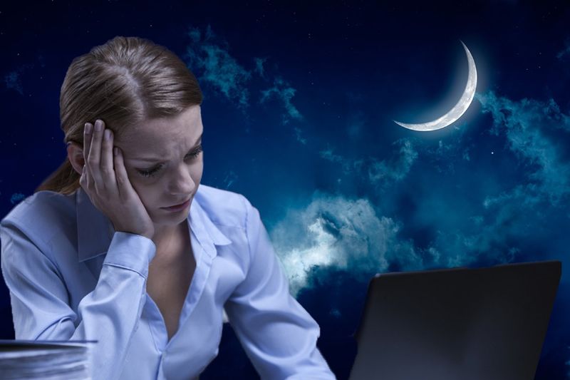 العمل نوبات ليلية يعيق الحمل