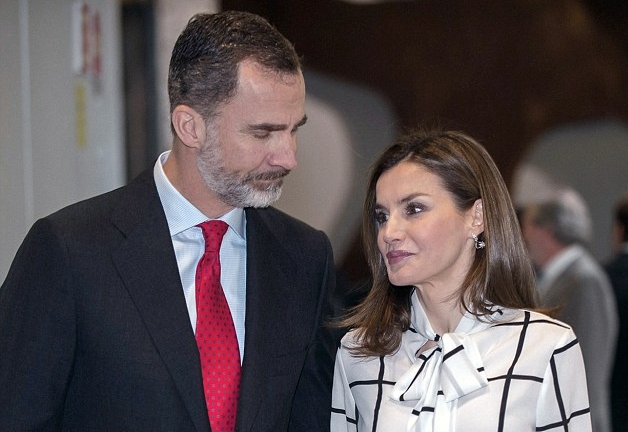 الملكة ليتيزيا بصحبة زوجها الملك فيليب