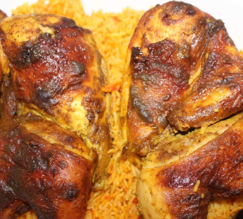 دجاج بالصلصة والشعرية