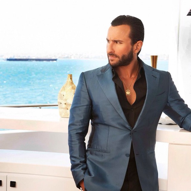 سيف علي خان شارك في فاعلية ماكس بوبا للمشي