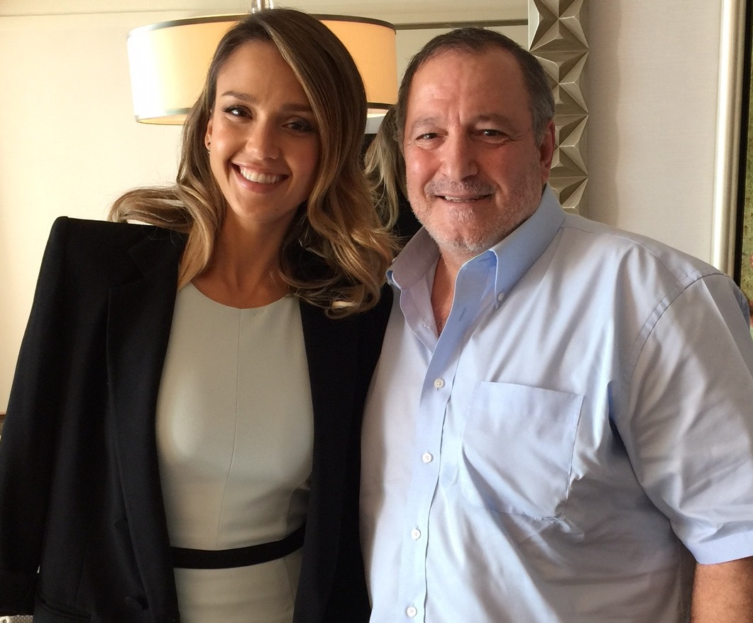 عدنان الكاتب وجيسكا ألبا