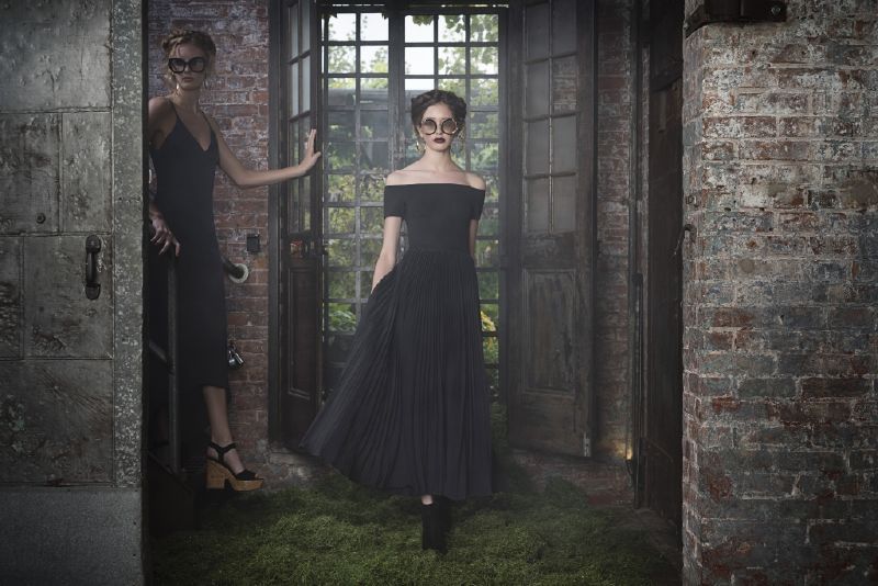 مجموعة ستايسي بندت فيها الكثير من الغموض والألوهية في آنِ معاً