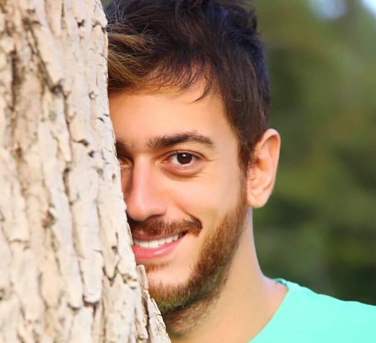 سعد لمجرد طالب بتفريغ كاميرات الفندق