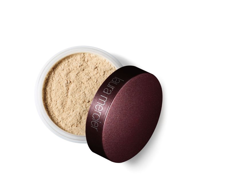 لورا مرسييه تطرح مجموعة SET & GLOW TRIO الجديدة 