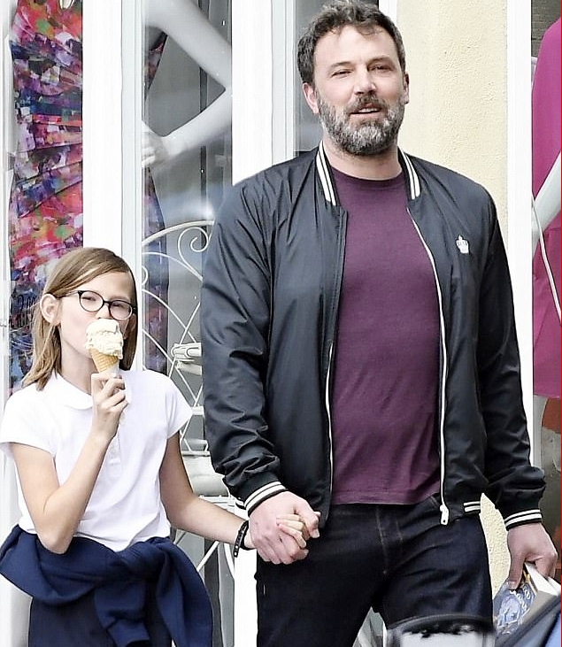 بين أفليك مع ابنته