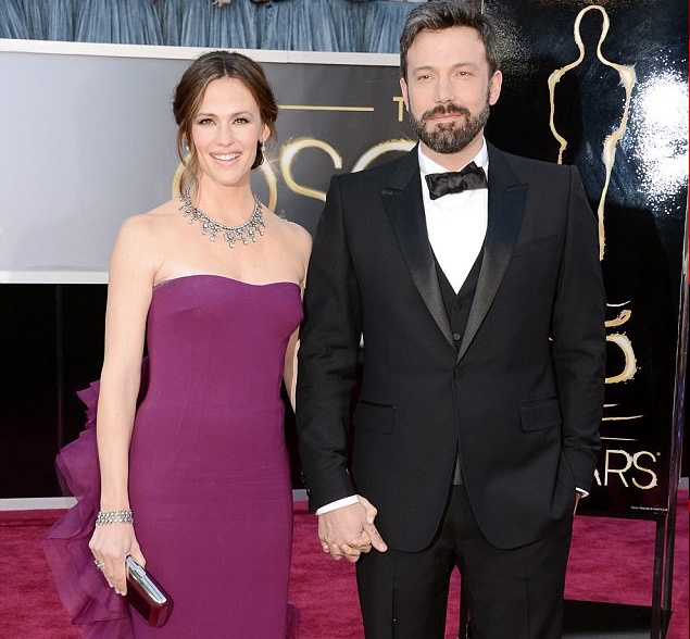 جنيفر جارنر تبدأ إجراءات الطلاق من بين أفليك