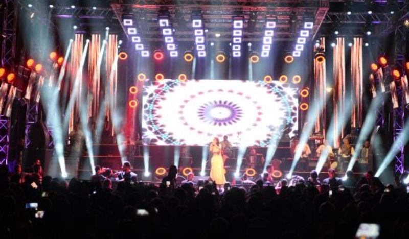 حضور كثيف في حفل شيرين عبدالوهاب