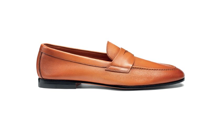 مجموعة Santoni تكمل ما بدأته في المجموعة الرجالية